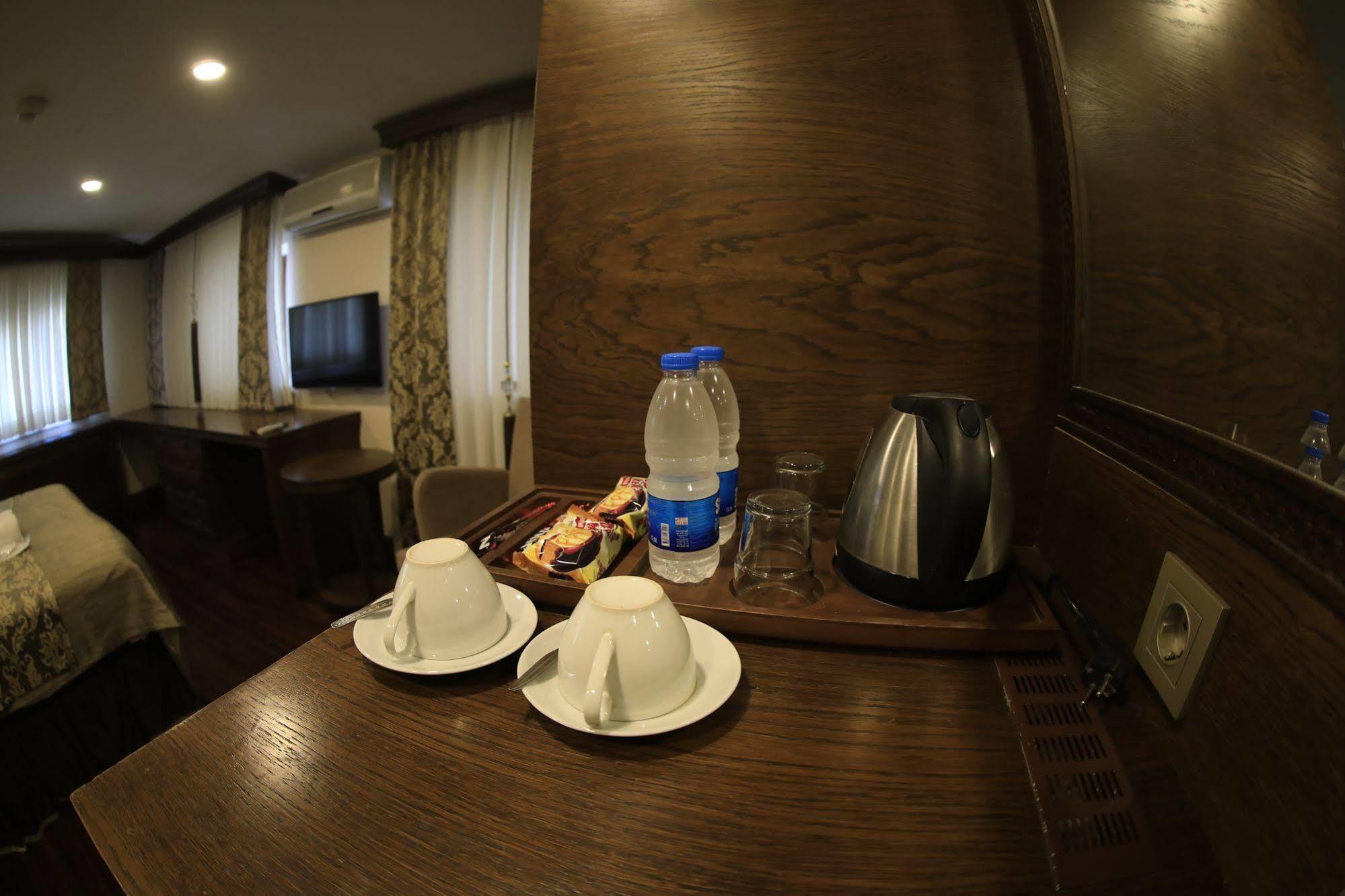 Kumluk Konak Hotel Istanbul Exterior photo